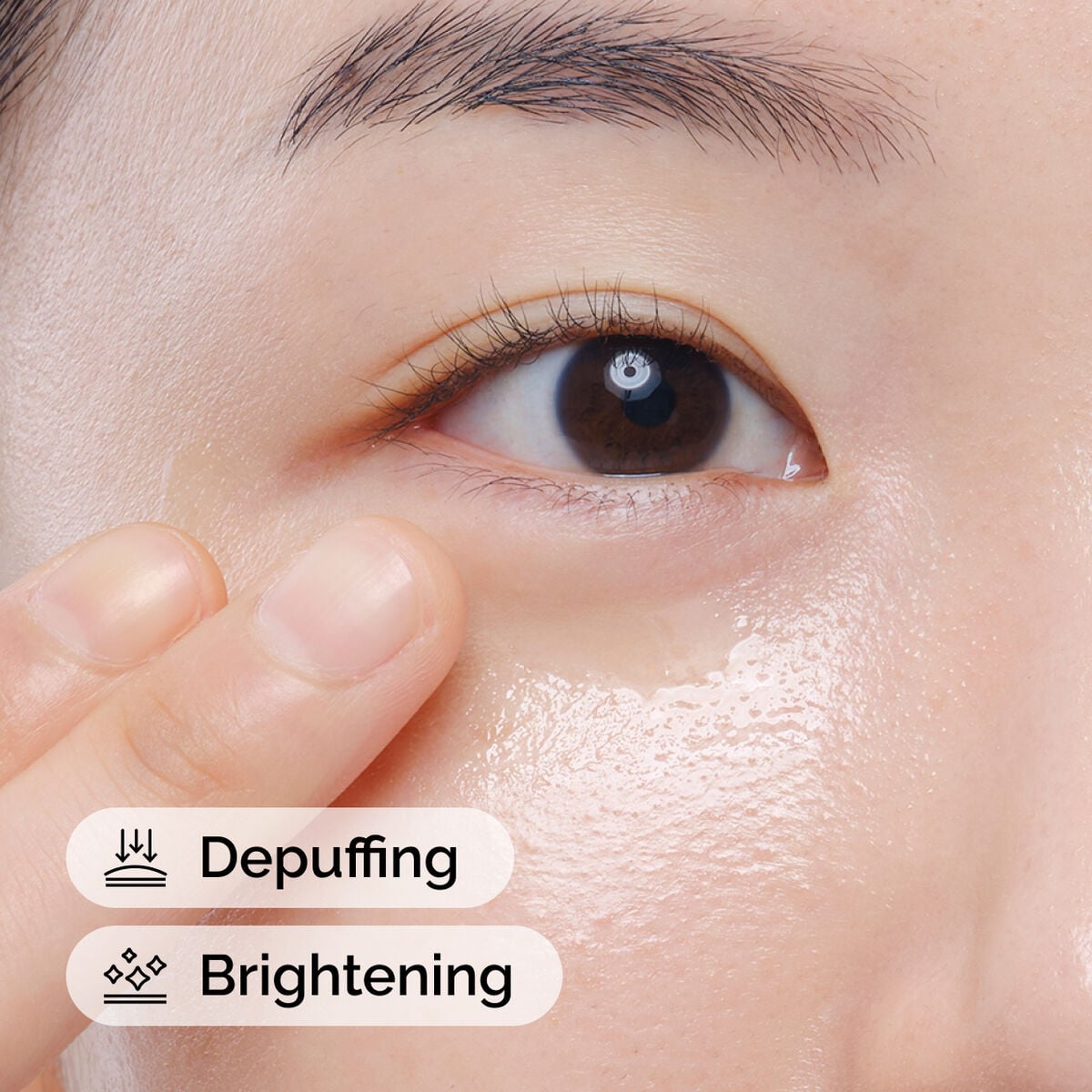 caffeine-solution-5-egcg-eye-serum-x1 ord-caffeine-solution-egcg-model-application-with-benefits.jpg